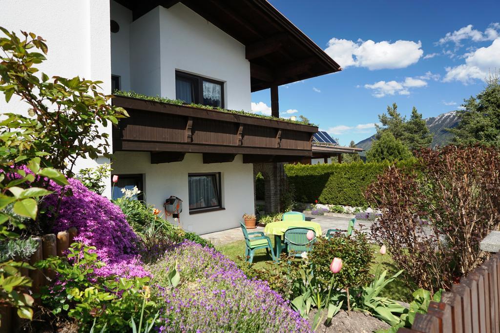 Haus Walser Tarrenz Exteriör bild