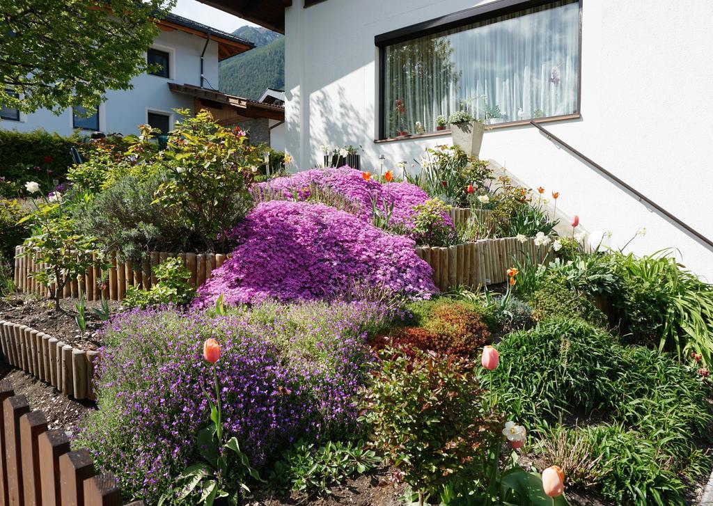 Haus Walser Tarrenz Exteriör bild